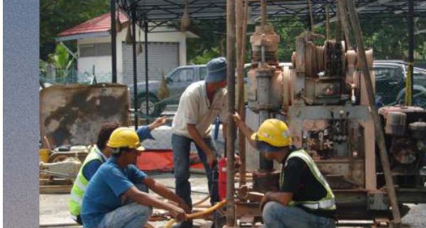 Drilling rig used for Standard Penetration Test